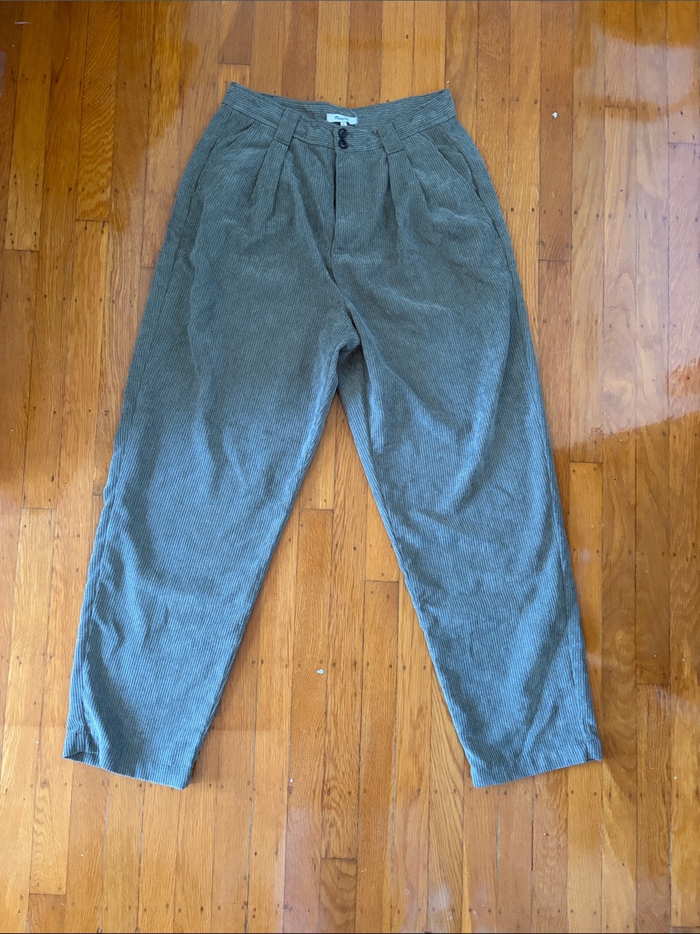 Madewell Corduroy Pleated Trousers - Olive